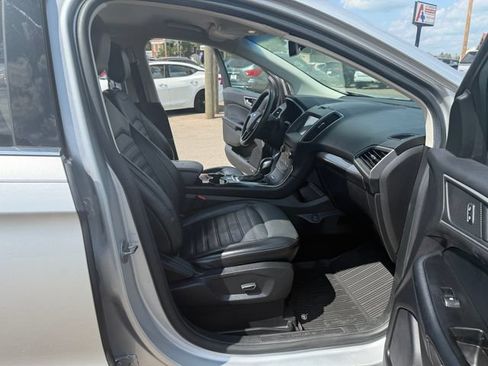 Used 2018 Ford Edge SEL w/ Equipment Group 201A AWD/4WD image 14