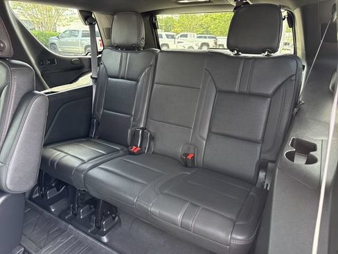 Used 2023 Chevrolet Tahoe RST w/ Luxury Package RWD image 12