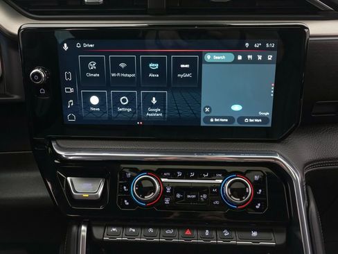 Used 2024 GMC Sierra 1500 Denali w/ Denali Reserve Package image 17