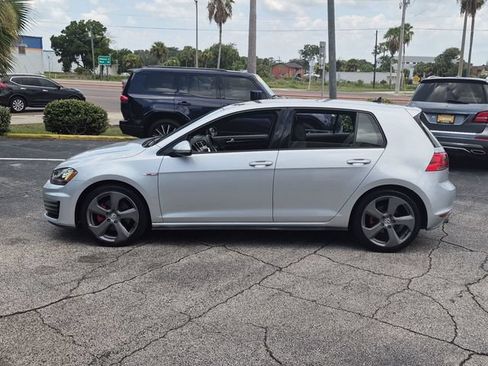 Used 2015 Volkswagen GTI SE FWD image 8