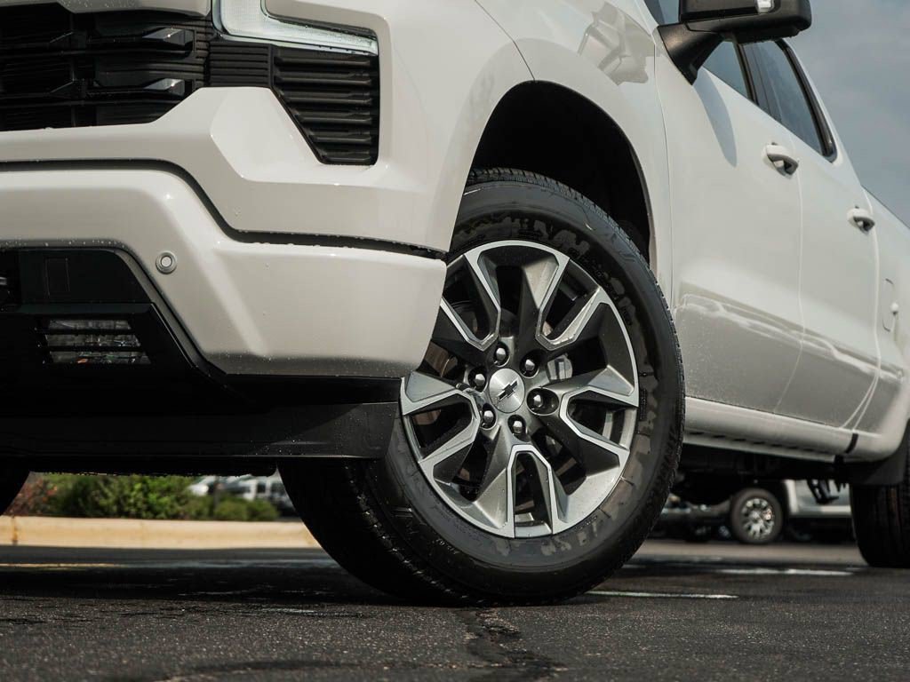 New 2026 Chevrolet Silverado 1500 RST w/ RST All Star Premium Package AWD/4WD image 6