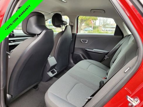 New 2025 Kia K4 LXS image 6