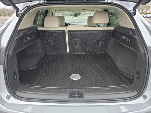 Used 2023 Buick Envision Essence image 19