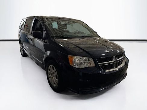 Used 2016 Dodge Grand Caravan SE w/ Quick Order Package 29E SE image 3