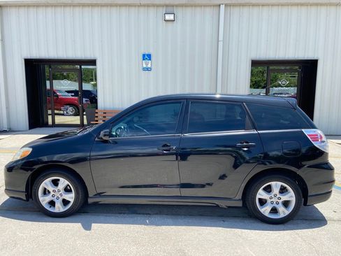 Used 2008 Toyota Matrix XR FWD image 2
