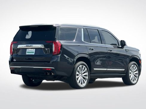 Used 2023 GMC Yukon Denali w/ Denali Reserve Package AWD/4WD image 3
