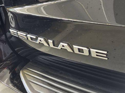 New 2026 Cadillac Escalade ESV Sport w/ Touring Package AWD/4WD image 6