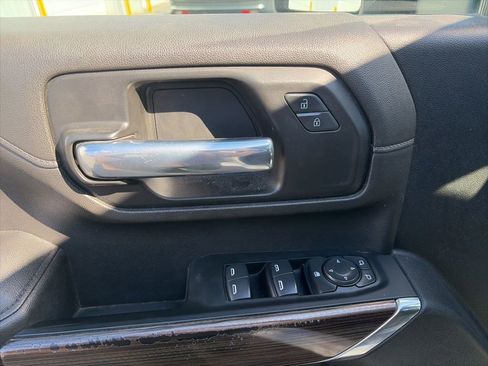 Used 2023 Chevrolet Silverado 2500 LT w/ Convenience Package image 14