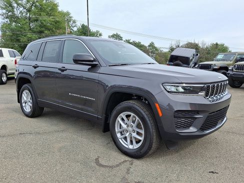 New 2025 Jeep Grand Cherokee Laredo w/ MOPAR Finishing Package image 1