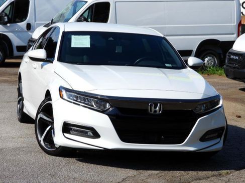 Used 2020 Honda Accord Sport image 11