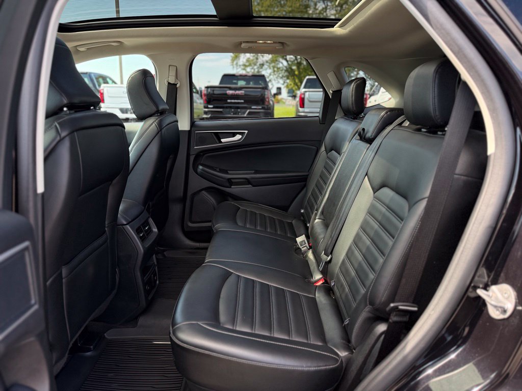 Used 2024 Ford Edge SEL w/ Convenience Package AWD/4WD image 14