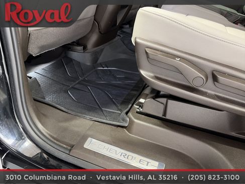 Used 2025 Chevrolet Tahoe Z71 w/ Z71 Off-Road Package image 23