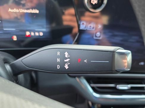 New 2026 Chevrolet Equinox EV LT image 13