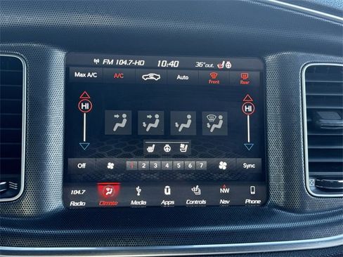 Certified 2018 Dodge Charger SRT w/ Harman/Kardon Audio Group image 28