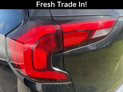 Used 2019 GMC Terrain SLT w/ Preferred Package FWD image 11