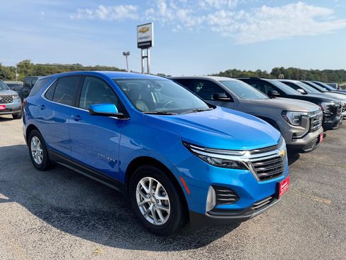 Used 2024 Chevrolet Equinox LT AWD/4WD image 1