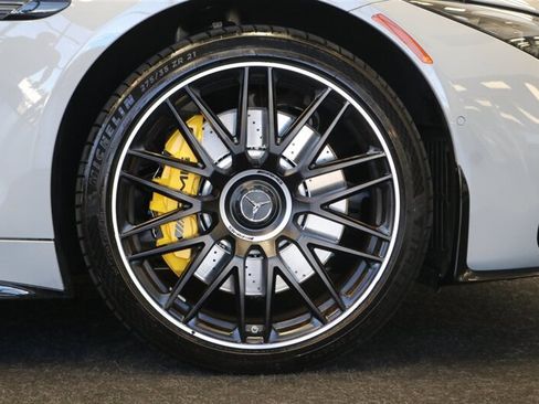 Used 2023 Mercedes-Benz SL 63 AMG 4MATIC w/ Driver Assistance Package image 47
