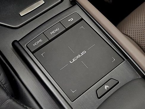 Used 2022 Lexus ES 300h w/ Premium Package image 30