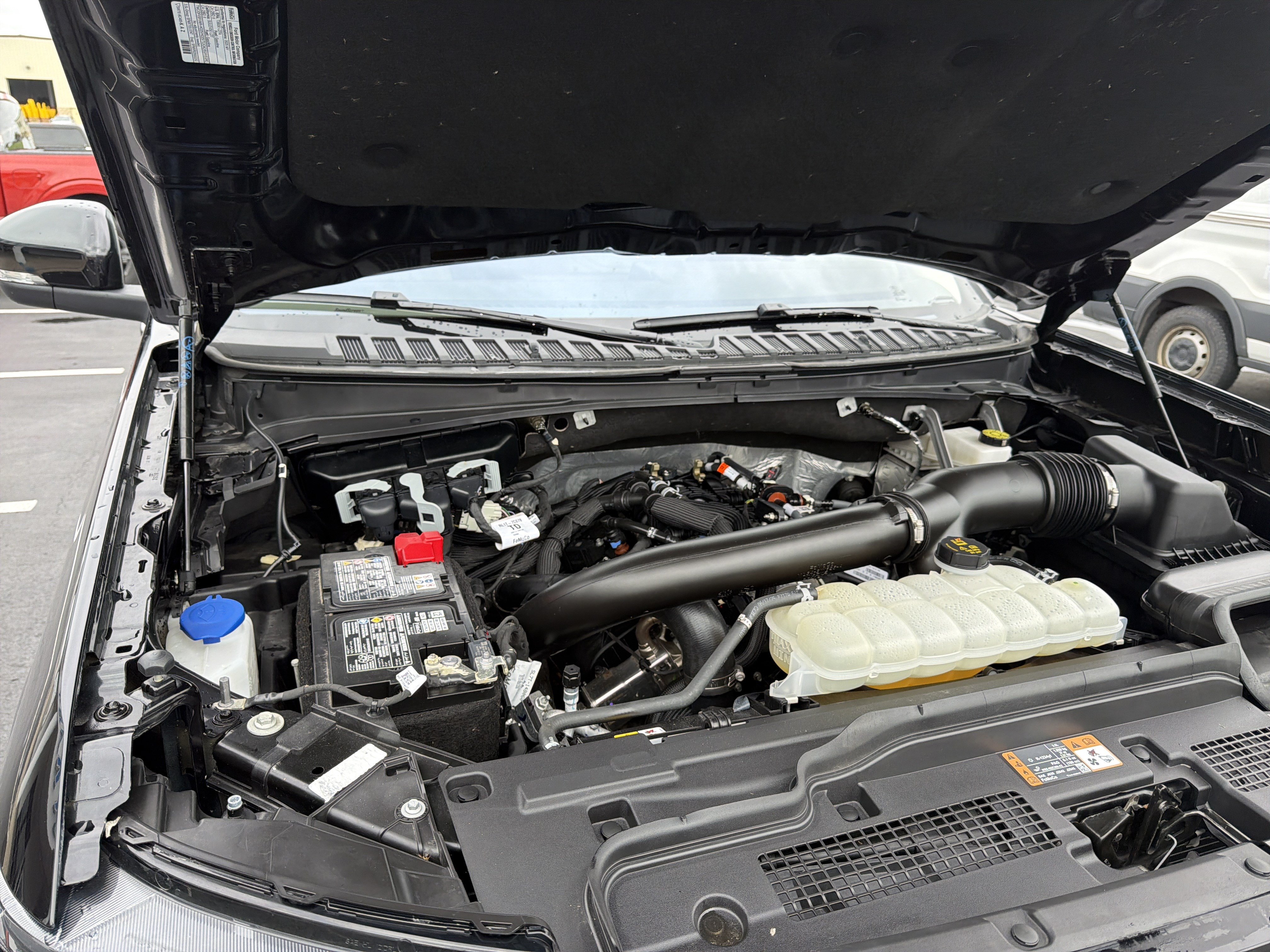 Certified 2025 Ford Expedition Active AWD/4WD image 56
