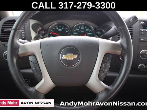 Used 2014 Chevrolet Silverado 2500 LT w/ Interior Plus Package AWD/4WD image 27