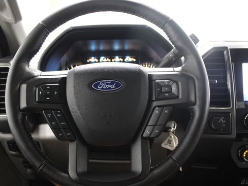 Used 2020 Ford F150 XLT w/ Equipment Group 302A Luxury AWD/4WD image 30