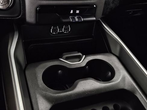 Used 2020 RAM 1500 Lone Star RWD image 17