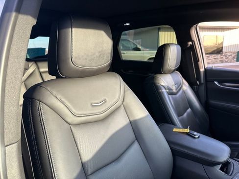 Used 2021 Cadillac XT5 Premium Luxury image 31