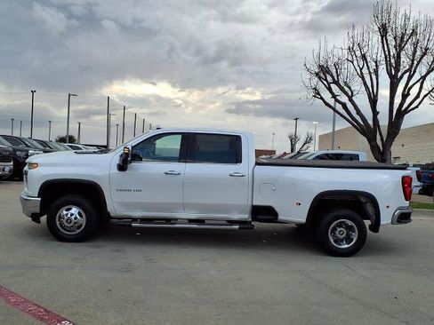 Used 2022 Chevrolet Silverado 3500 LTZ w/ LTZ Plus Package image 27
