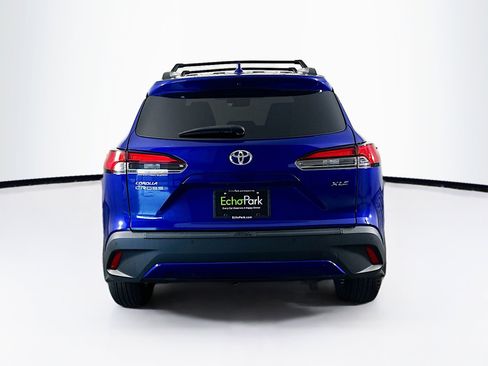 Used 2024 Toyota Corolla Cross XLE image 7