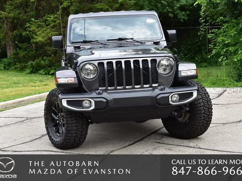 Used 2022 Jeep Gladiator Sport AWD/4WD image 4