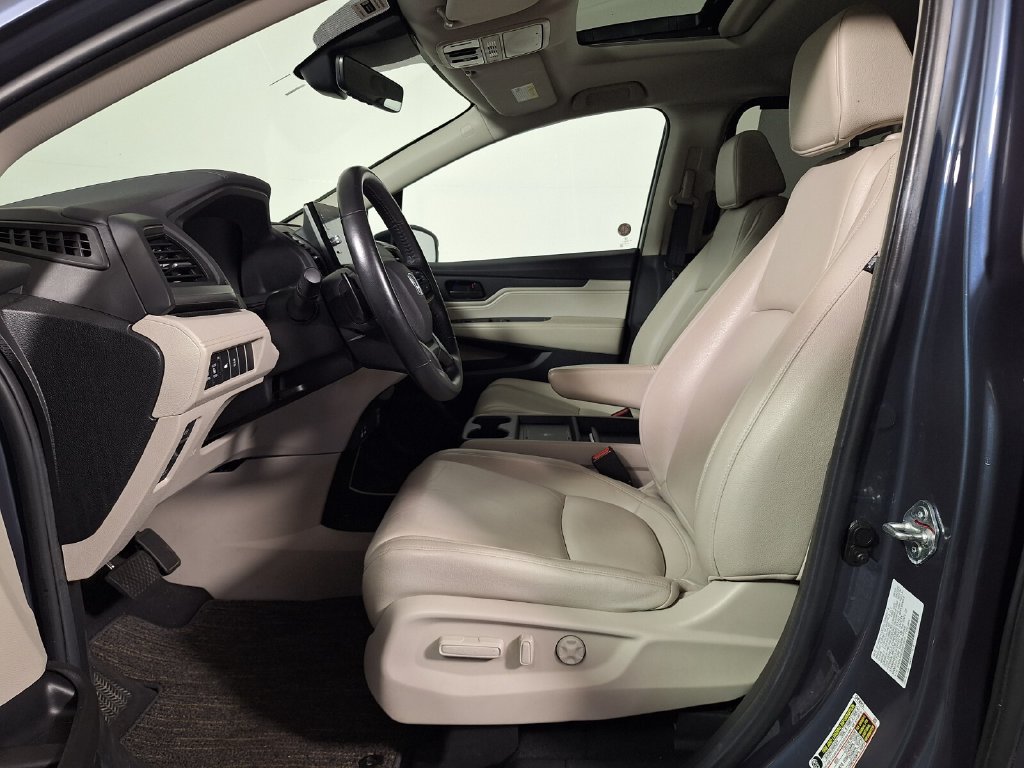Used 2025 Honda Odyssey EX-L image 12