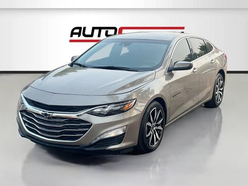 Used 2024 Chevrolet Malibu RS FWD image 3