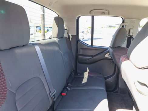 Used 2012 Nissan Frontier PRO-4X AWD/4WD image 16