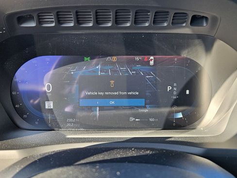 Used 2024 Volvo XC90 B6 Plus w/ Protection Package Premier image 11