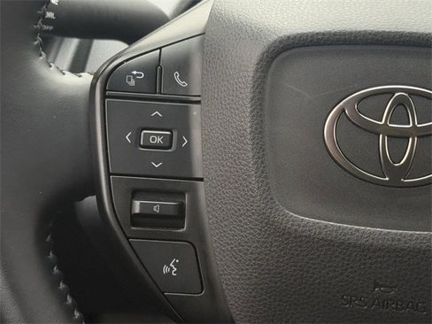 Used 2024 Toyota Prius Limited image 12