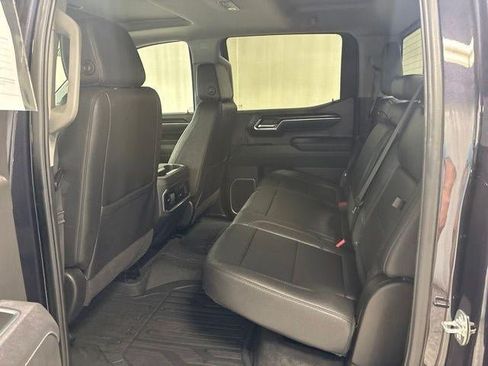 Used 2025 GMC Sierra 1500 SLT w/ SLT Premium Plus Package AWD/4WD image 29