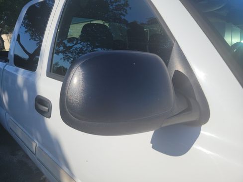 Used 2006 Chevrolet Silverado 1500 LT RWD image 5