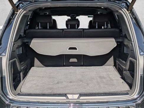 Certified 2022 Mercedes-Benz GLB 250 4MATIC image 9