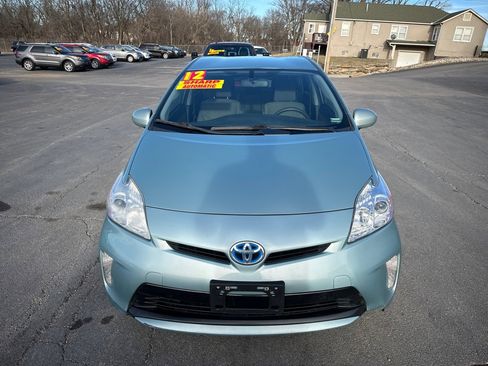 Used 2012 Toyota Prius One image 3