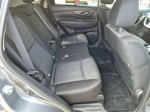 Certified 2019 Nissan Rogue SV w/ Premium Package AWD/4WD image 31