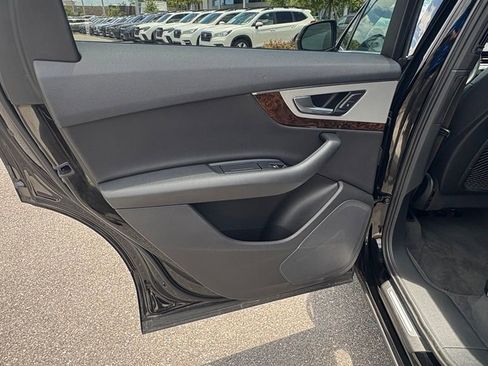 Used 2019 Audi Q7 2.0T Premium w/ Convenience Package AWD/4WD image 15