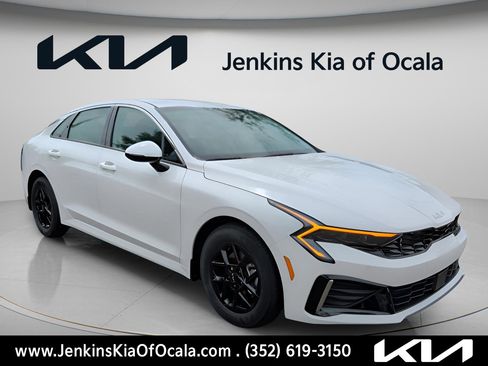 New 2026 Kia K5 LXS FWD image 12