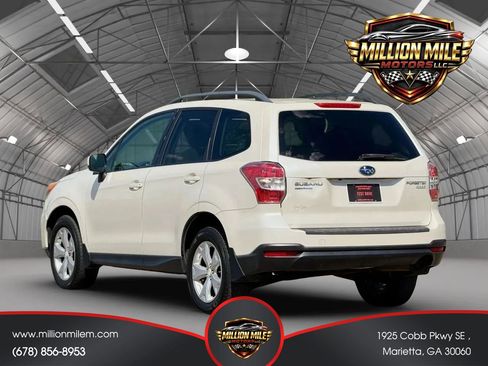 Used 2015 Subaru Forester 2.5i Premium w/ All-Weather Package AWD/4WD image 10