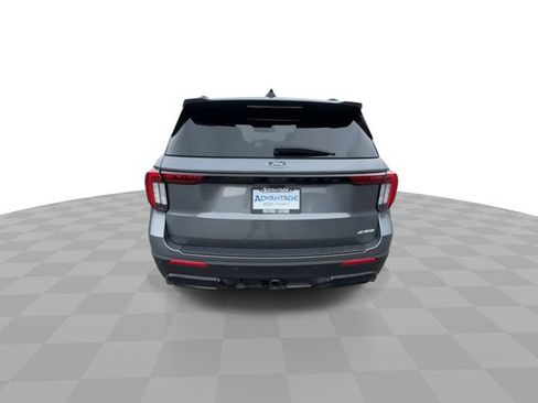 Used 2025 Ford Explorer ST-Line AWD/4WD image 7