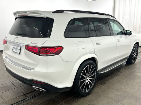 Used 2022 Mercedes-Benz GLS 450 4MATIC w/ AMG Line Exterior image 5