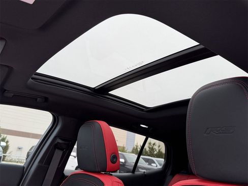 New 2026 Chevrolet Equinox EV RS image 22