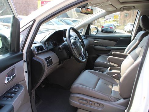 Used 2014 Honda Odyssey EX-L image 24