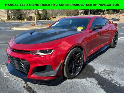 Used 2018 Chevrolet Camaro ZL1 image 1