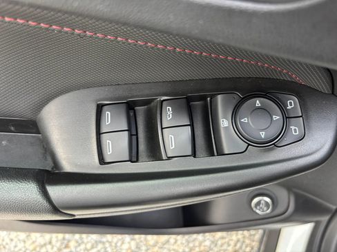 Used 2021 Chevrolet TrailBlazer RS w/ Sun and Liftgate Package image 19