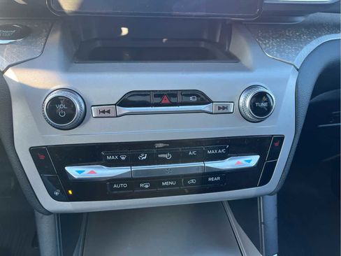 Used 2023 Ford Explorer Timberline image 40